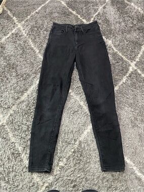 Forever 21 Black Skinny Jeans - High Rise